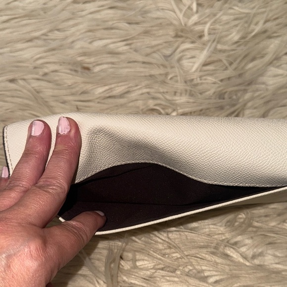 Coach white Leather Wallet - Picture 4 of 12